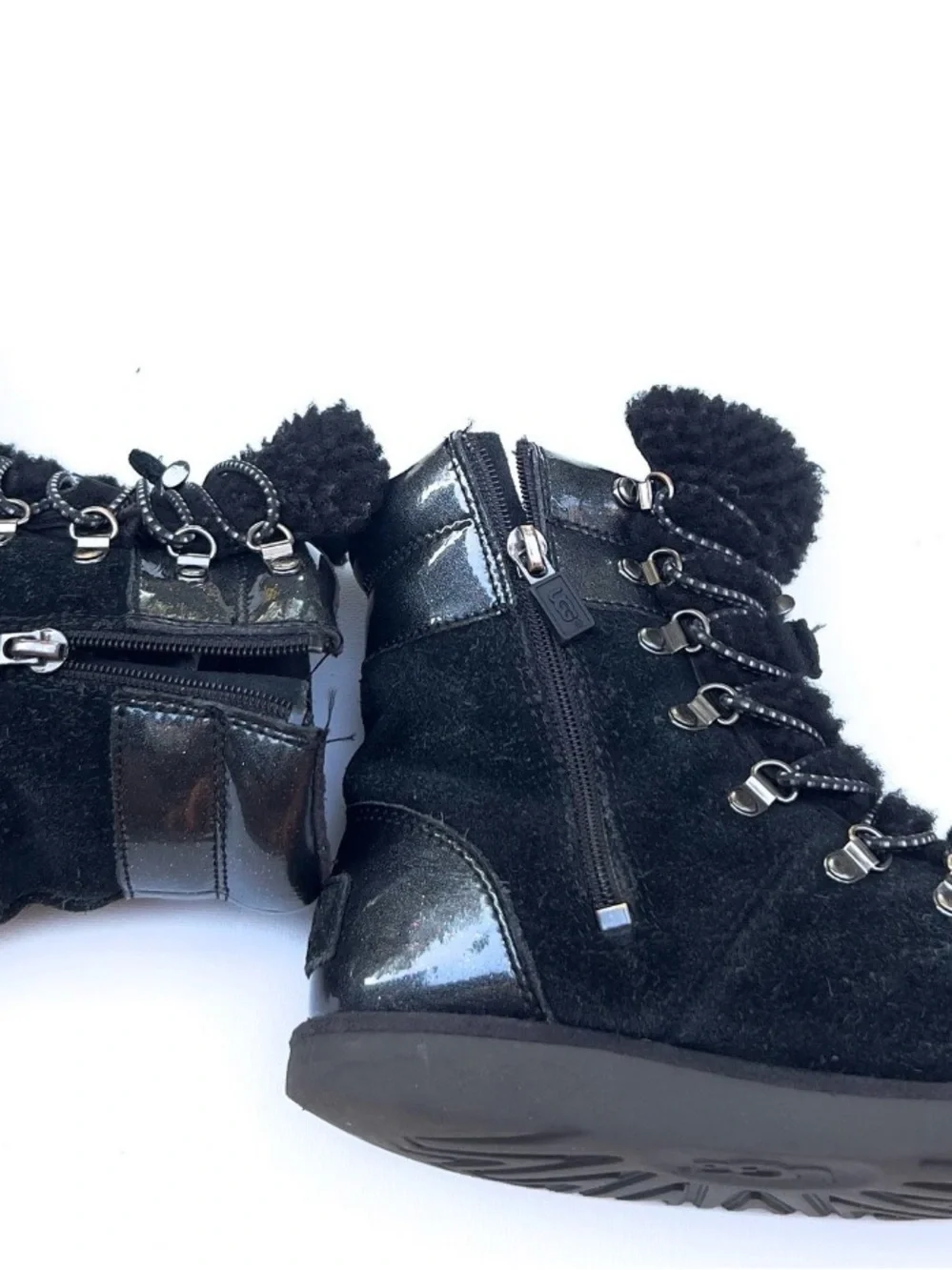 UGG Australia Boy's Metallic Trim Suede Booties Sz 1